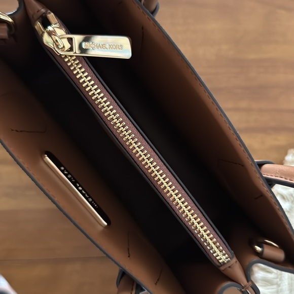 Michael Kors Brown Handbag - Picture 5 of 6